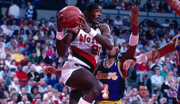 PLATZ 34: CLYDE DREXLER (1983-1998) - 22.195 Punkte in 1086 Spielen - Portland Trail Blazers, Houston Rockets