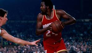 Moses Malone - 3x, darunter einmal 53 Punkte und 22 Rebounds im Jahr 1982 für die Houston Rockets.