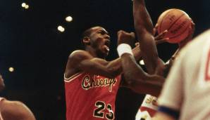 MICHAEL JORDAN (Chicago Bulls im Jahr 1985) - Stats: 28,2 Punkte, 6,5 Rebounds und 5,9 Assists bei 51,5 Prozent aus dem Feld in 38,3 Minuten (82 Spiele)