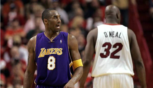 ... nur um sich anschließend gegenseitig als egoistisch zu bezeichnen. Mit Kobe und Shaq kollidierten zwei Alphamännchen. Shaq wurde nach Miami getradet und wurde 2006 Meister. Kobe gelang dies mit den Lakers sogar noch zweimal (2009 und 2010).