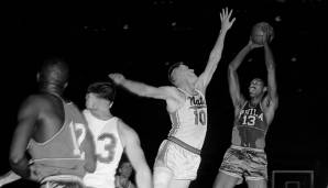 PLATZ 4: 56 Punkte von Wilt Chamberlain (Philadelphia Warriors) - Spiel 5 der Eastern Division Semifinals 1962 gegen die Syracuse Nationals.