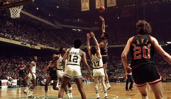 Platz 16: KAREEM ABDUL-JABBAR (1969-1989): 24,61 Punkte – 1.560 Spiele für Milwaukee Bucks, Los Angeles Lakers