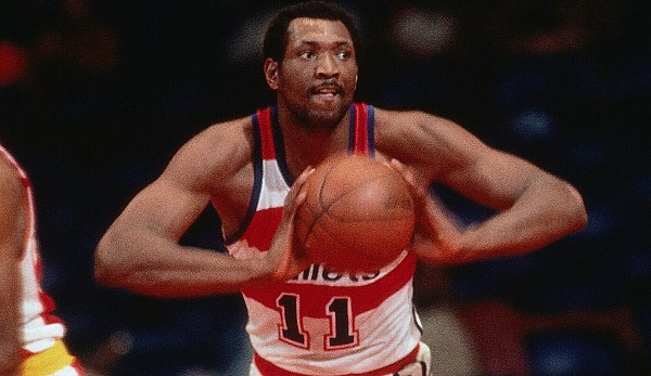 Platz 8: Elvin Hayes (1968-1984) – Teams: Rockets, Bullets – Erfolge: NBA Champion, 12x All-Star, 3x First Team, 3x Second Team, 2x All-Defense, Scoring Champion.