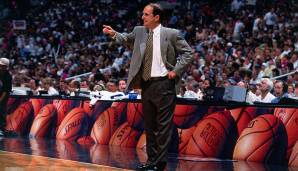 Coach - JEFF VAN GUNDY: Der langjährige ESPN-Experte stand als Assistant und Head Coach insgesamt zwölf Jahre bei den Knicks an der Seitenlinie. Nach dem Erstrundenaus gegen die Jazz wurde er 2007 bei den Rockets gefeuert. Heute für Team USA tätig.