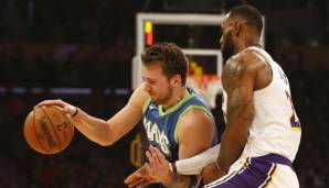 Die NBA hat einen dritten Zwischenstand des Fan-Votings bekanntgegeben: Luka Doncic liegt im Westen weiter hinter LeBron James, könnte den aber noch abfangen. Wir haben für Euch die Top 10 der Guards und Forwards aus East und West.
