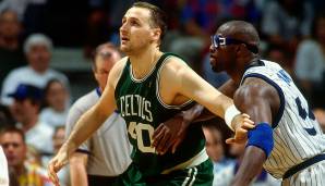 Platz 10: DINO RADJA (1993-1997) | Team: Celtics | Stats: 224 Spiele, 16,7 PPG, 8,4 RPG, 49,7 Prozent FG | Erfolge: All-Rookie 1994, Hall of Fame