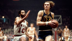 Platz 6: RICK BARRY | Team: Golden State Warriors | Saison: 1974/75 | Alter: 30 | Punkteschnitt: 30,6