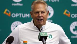 Celtics-GM Danny Ainge hatte mit Brooklyn einen Mega-Trade ausgehandelt, doch der Deal schien zu platzen, weil Garnett kein Interesse an einem Wechsel nach New York hatte.
