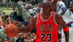 Platz 13: MICHAEL JORDAN | Team: Chicago Bulls | Saison: 1996/97 | Alter: 33 | Punkteschnitt: 29,6