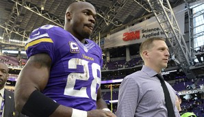 Adrian Peterson (l.) wird die Minnesota Vikings womöglich verlassen