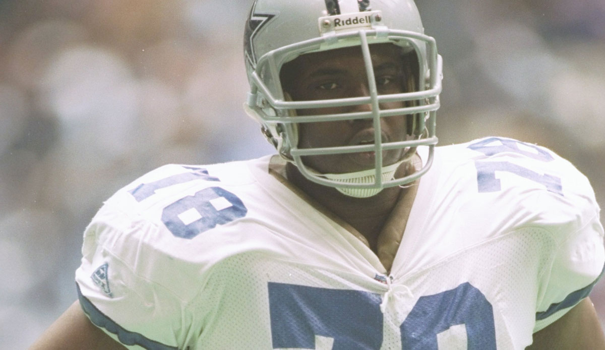 Defensive Tackle - LEON LETT: Von 1991 bis 2000 in Dallas, gewann 3 Super Bowls. Unvergessen sein Fumble kurz vor der Endzone in Super Bowl XXVII gegen Buffalo, weil er schon vor der Endzone feierte und noch eingeholt wurde. Die Cowboys gewannen trotzdem