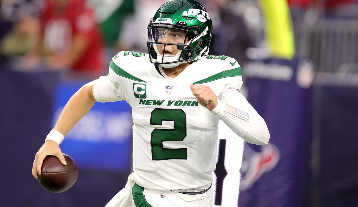 25. NEW YORK JETS - Overall Rating: 79 | Defense: 79 | Offense: 72 | Special Teams: 76