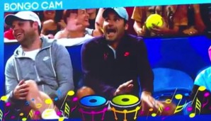 Roger Federer ging beim Bongo-Duell voll aus sich raus