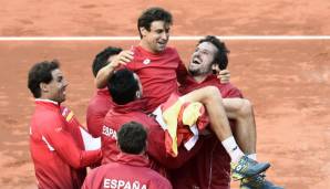 Davis-Cup-Held David Ferrer lässt sich von Rafael Nadal und Co. feiern