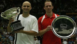 Zwischen 2000 und 2003 siegt er drei Mal bei den Australian Open, einmal im Finale gegen Rainer Schüttler