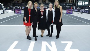 Linz-Turnierdirektoren Sandra Reichel (2.v.l) hat die Zukunft eingeläutet