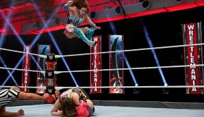 Einen weiteren Titelwechsel gab es im Tag-Team der Frauen. Alexa Bliss und Nikki Cross besiegten die Kabuki Warriors Asuka und Kairi Sane, während Becky Lynch ihren RAW-Titel verteidigte.