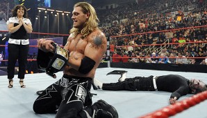 WWE-Superstar Edge gewann insgesamt viermal die WWE- und siebenmal die Welt-Schwergewichts-Championship, bevor er 2011 seine aktive Karriere beendete